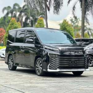 Jual bekas CASH Toyota Voxy TSS Facelift 2022,lokasi di Jakarta Selatan