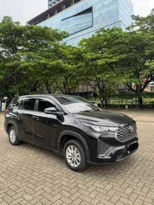 Jual bekas CASH ZENIX G 2023 BENSINLOW ODO,lokasi di Jakarta Barat