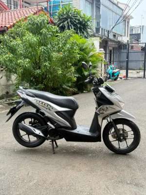 Jual bekas CASHKREDITPAYLATTERCC HONDA BEAT STREET CBS, THN 2023,lokasi di  ,Jakarta Selatan