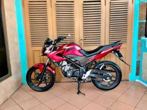 Jual bekas CB 150R 2015 MURAH,lokasi di Malang Kota