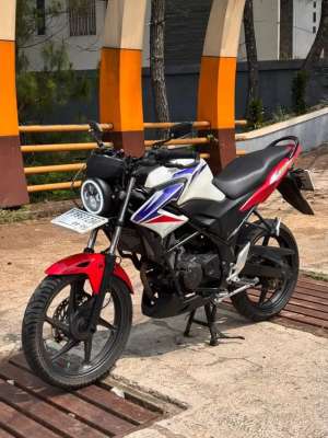 Jual bekas CB 150R Old Merah Putih Biru,lokasi di  ,Bandung Kota