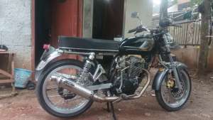 Jual bekas CB Besik Mega pro 2004Semi Tiger,lokasi di Bekasi Kota