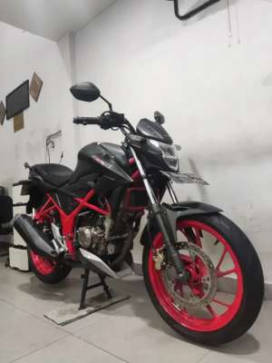 Jual bekas CB150 R LED SE 20172018 Gratis Balik Nama CB 150 150R Mulus ABBA,lokasi di Tangerang Selatan Kota