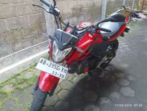 Jual bekas CB150R 2015 AB kota,lokasi di Yogyakarta Kota
