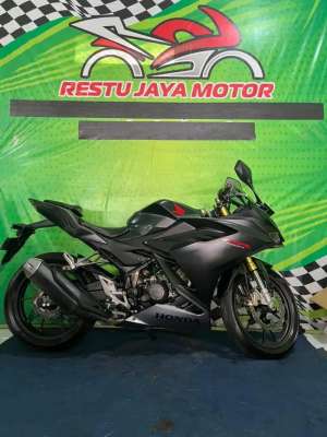 Jual bekas CBR 150 R th 2021 kredit DP 1jtrjm,lokasi di Kulon Progo Kab.