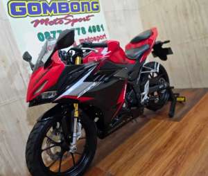 Jual bekas CBR 150R 2022 . CBR150R . CBR 150 R,lokasi di Bekasi Kab.