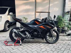 Jual bekas CBR 150R ABS BLACK DOFF,lokasi di Tangerang Kab.