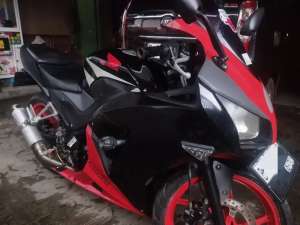 Jual bekas CBR 150R Tahun 2015,lokasi di  