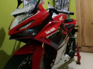 Jual bekas CBR 150R. Tahun 2022,lokasi di Magetan Kab.