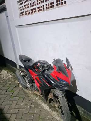 Jual bekas Cbr 2019 surat surat lengkap,lokasi di Tangerang Kota