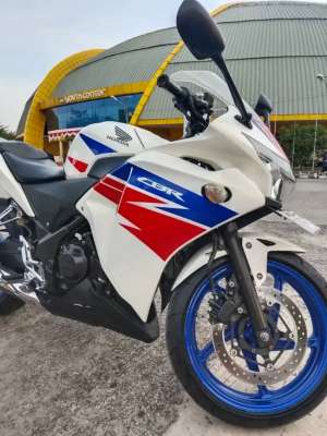 Jual bekas CBR CBU THAILAND,lokasi di Bandung Kota