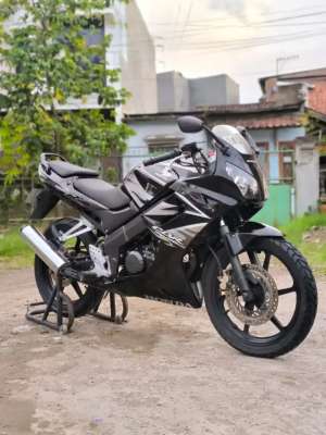 Jual bekas Cbr old last edition,lokasi di Bandung Kota