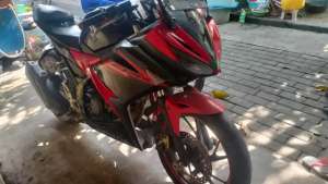 Jual bekas CBR Tangan Pertama,lokasi di Surabaya Kota