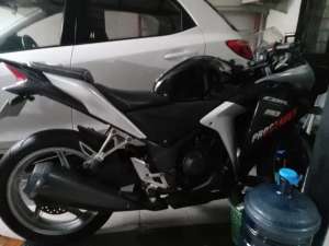Jual bekas CBR250 KOLEKSI TINGGAL PAKAI,lokasi di Bekasi Kab.