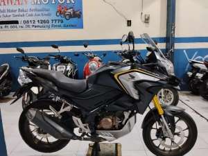Jual bekas Cbx 150 cc 2022 ful orisinil gres,lokasi di Tangerang Selatan Kota