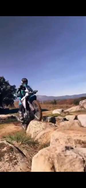 Jual bekas Cfmotomt450 2026,lokasi di Surabaya Kota