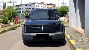 Jual bekas Chery J6 J 6 RWD 4x2 All Road EV AT Hijau 2025 Like New Low KM Record,lokasi di Jakarta Barat