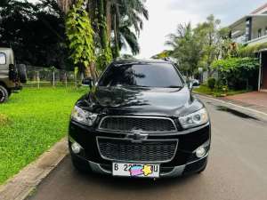 Jual bekas CHEVROLET CAPTIVA DIESEL 2.0 FL2 HITAM 2013 SUPER TERAWAT,lokasi di Jakarta Timur