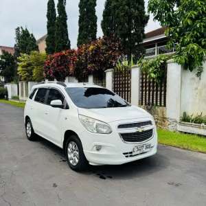 Jual bekas Chevrolet Spin 1.5 LTZ AT 2014 Pajak baru Full Original Siap pakai,lokasi di Malang Kota