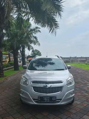 Jual bekas CHEVROLET SPIN LTZ 2015 MANUAL,lokasi di Sidoarjo  Kab.