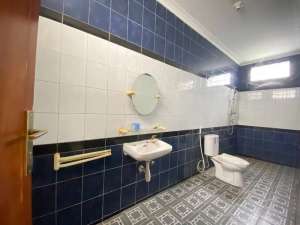 Cibubur ciracas luas 542 rumah hitung tanah 10 menit ke pintu tol lokasi di Jakarta Timur, tersedia melalui melalui situs Olx