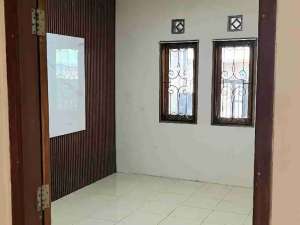 Cihanjuang Cimahi Rumah Terawat Siap Huni Disewakan lokasi di Cimahi Kota, tersedia melalui melalui situs Olx