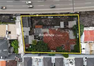 Cilandak andara tanah komersial luas 1850 pinggir tol lokasi di Jakarta Selatan, tersedia melalui melalui situs Olx