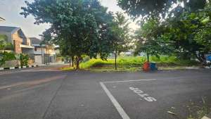 Cinere bukit cinere indah tanah hoek luas 1030 lokasi di Depok Kota, tersedia melalui melalui situs Olx