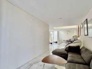 citraland the greenlake marmer mewah lokasi di Surabaya Kota, tersedia melalui melalui situs Olx