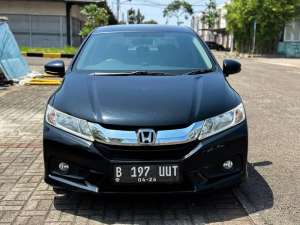 Jual bekas City E Cvt 2016 Hitam DP 10jt Cash Atau Kredit Terbaik SeOLX,lokasi di Jakarta Timur