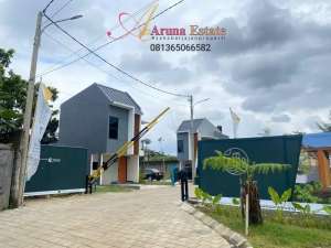 Cluster rumah 2 lantaikota Bogor. Strategis, mewah, nyaman, aman lokasi di Bogor Kab., tersedia melalui melalui situs Olx