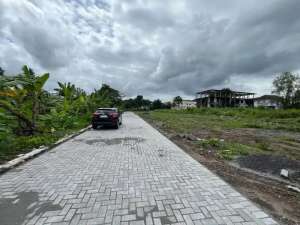 Cocok Bangun Kost Eksklusif 400m Gerbang UII Jogja lokasi di Sleman Kab., tersedia melalui melalui situs Olx