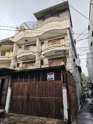 COCOK UNTUK USAHA RUKO 4 LANTAI di PEKAPURAN RAYA lokasi di Jakarta Barat, tersedia melalui melalui situs Olx