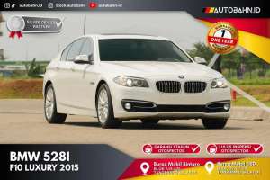 Jual bekas Collectors BMW 528i Luxury F10 Facelift 2015 RSE White Full Spec,lokasi di Jakarta Selatan