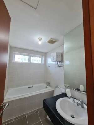 Condominium Greenbay pluit lokasi di Jakarta Utara, tersedia melalui melalui situs Olx