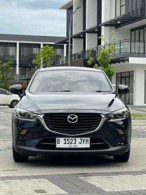 Jual bekas Cool hatchback murah ni Mazda CX3 CX-3 Touring AT 2017 Hitam Metalik,lokasi di Jakarta Selatan