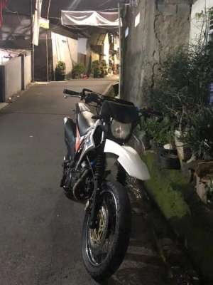 Jual bekas Crf basic Vega R surat lengkap,lokasi di Jakarta Timur