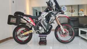 Jual bekas CRF Rally 2023 Full Mofifikasi,lokasi di Surabaya Kota