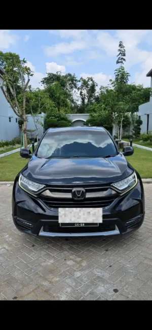 Jual bekas CRV Prestige Turbo Hitam Matic 2018,lokasi di Kubu Raya Kab.
