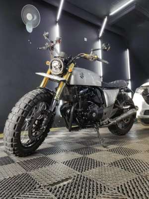 Jual bekas Custom Suzuki Inazuma 2013,lokasi di Tangerang Selatan Kota