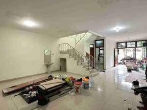 D sewa rumah muara Karang lokasi di Jakarta Utara, tersedia melalui melalui situs Olx