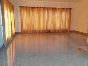 D sewa rumah pluit lokasi di Jakarta Utara, tersedia melalui melalui situs Olx