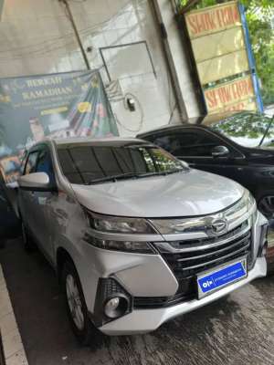 Jual bekas DAIHATSU 2021 XENIA R 1.3 MT SILVER MURAH OTOMART 286 KENJERAN,lokasi di Surabaya Kota