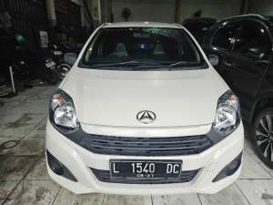 Jual bekas DAIHATSU AYLA 1.0 D MANUAL 2017 PUTIH DP MINIM SURABAYA,lokasi di Surabaya Kota