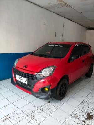 Jual bekas Daihatsu Ayla 2015 Bensin,lokasi di Bekasi Kab.