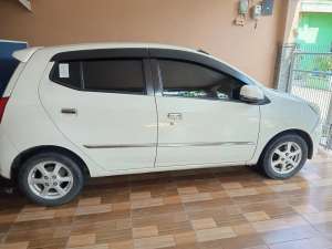 Jual bekas Daihatsu Ayla 2015 Bensin,lokasi di Bekasi Kab.