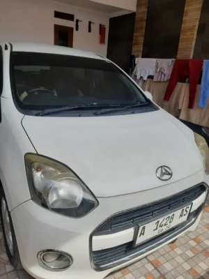 Jual bekas Daihatsu Ayla X 2015 Automatic,lokasi di Serang Kota