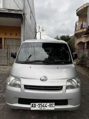 Jual bekas DAIHATSU GRAND MAX MINIBUS 1.5 AC PS SILFER,lokasi di Semarang Kota