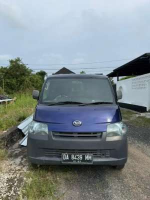 Jual bekas DAIHATSU GRANDMAX PICK UP 2011,lokasi di Banjar Kab.