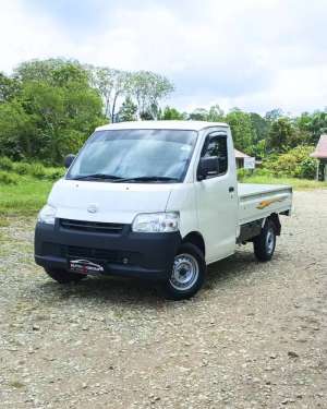 Jual bekas DAIHATSU GRANMAX PUTIH TIPE PICK UP 1.3 MANUAL 2023,lokasi di Pontianak Kota